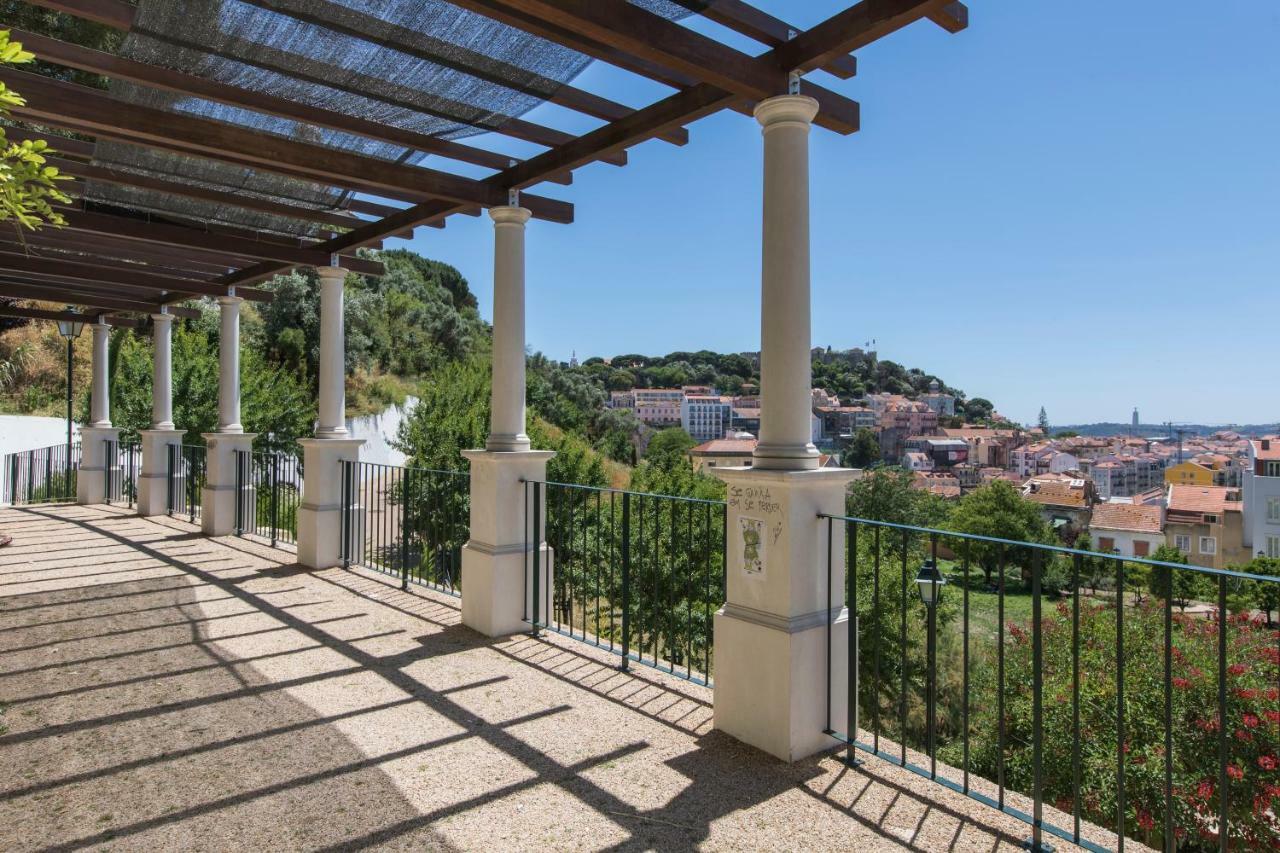 Apartment La La Lisbon